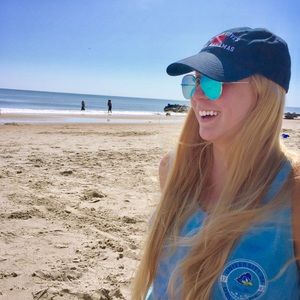 Meet your Posher, Camille